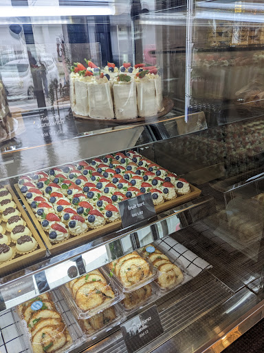 Naeddys Cakes & Desserts