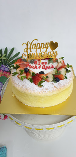 QrinaSweetz Kuantan Cakes & Pastry