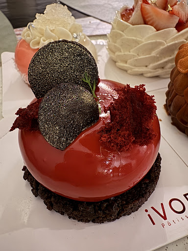 iVORi Pâtisserie (iVORi Pastry)