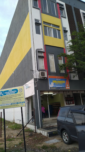 SURA BAKERY (kedai roti Che Deris)