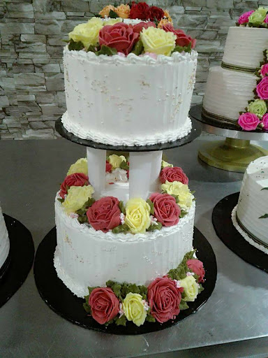 Hanna Cake and Dessert F188