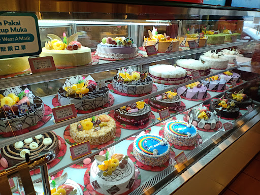 Strawberry Cake House