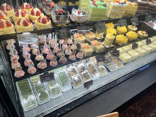 TAKA Patisserie Bintulu