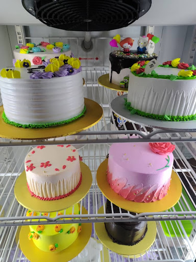 Fatihah Cakes & Bakes