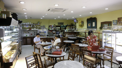 Warung Kek Bakeri Joy