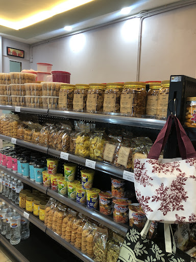 Dayang Syahmina Kek Sarawak