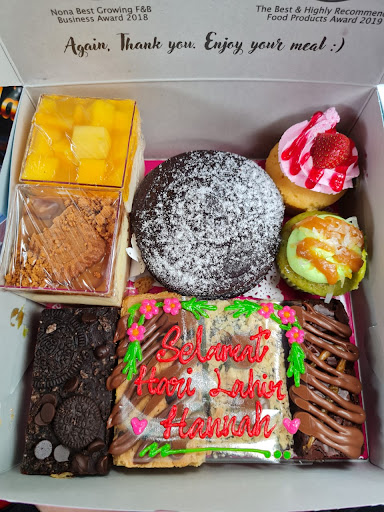 Surprise Delivery Salak Tinggi