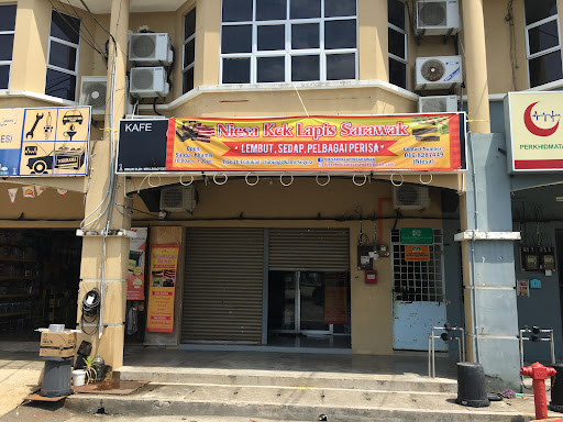 Niesa Kek Lapis Sarawak Niesa Kek Lapis Sarawak