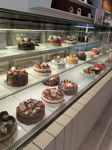 Kedai Kek Emas Sdn Bhd 金蛋糕私人有限公司 Kedai Kek Emas Sdn Bhd 金蛋糕私人有限公司