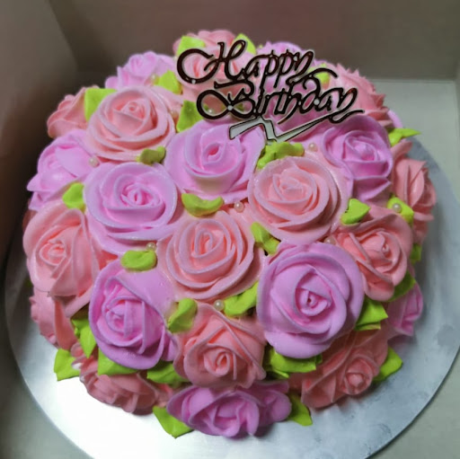 crystal cakeshop & cafe