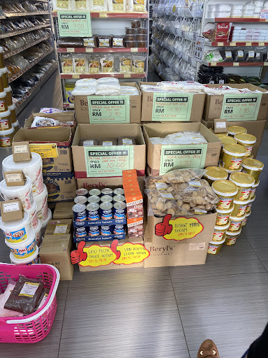 Yumi Food Bakery Ingredients House - Gurun Branch