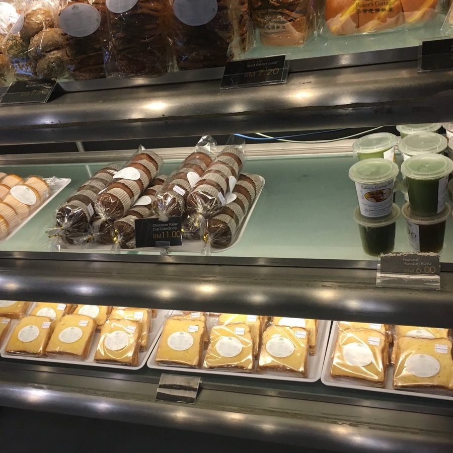 kedai barang kek terbaik di tangkak